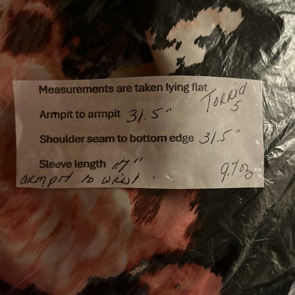 Torrid 5X ladies floral polyester blouse - Picture 5 of 5